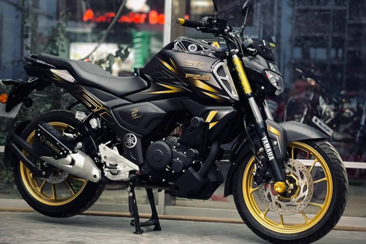 FZ S